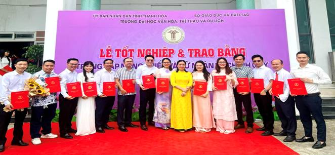 Tập thể NNAK12A